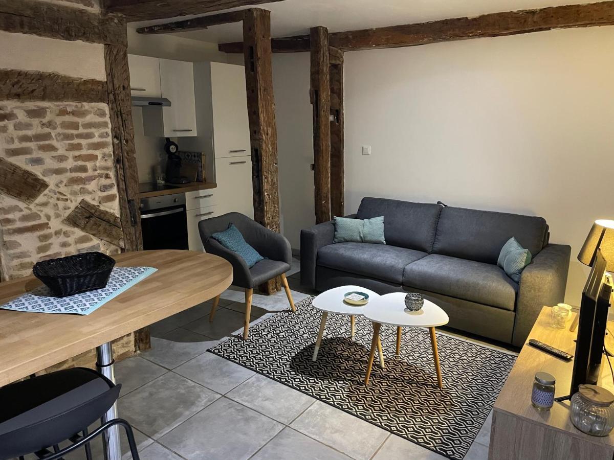Joli Appartement Quartier Historique Moulins  Exterior foto